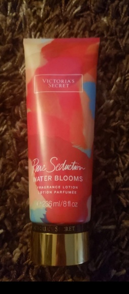 BUNDLE 🌸🌻 - Picture 3 of 6